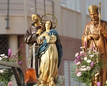 Las Norias culmina con la procesión sus fiestas patronales en honor a la Virgen María, San Indalecio y San Francisco de Asís