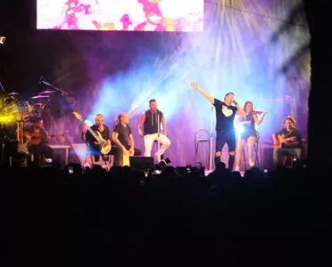 5000 personas llenan el Parque El Palmeral de Balerma en el concierto de Andy y Lucas