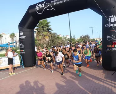 Almerimar corre por la prevención del suicidio de la mano de El Timón y el Ayuntamiento de El Ejido
