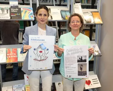 El Ejido se suma a la celebración del Día de las Bibliotecas con lectura de manifiesto, visitas de escolares y sesión de cuentos