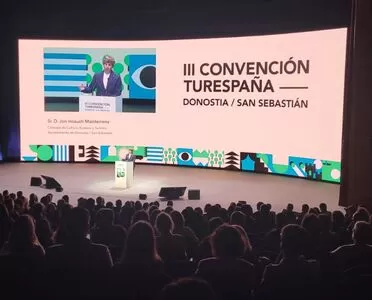 La concejala de Turismo asiste a la III Convención TURESPAÑA bajo el lema "La Transformación Sostenible"