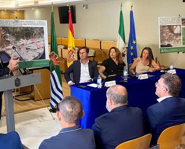 La Junta destina 4 millones a 60 nuevas actuaciones en cauces y ramblas del Poniente de Almería
