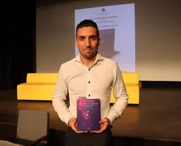La Sala B del Auditorio acoge la presentación del libro ‘Más allá de ganar’ de Guillermo Pérez